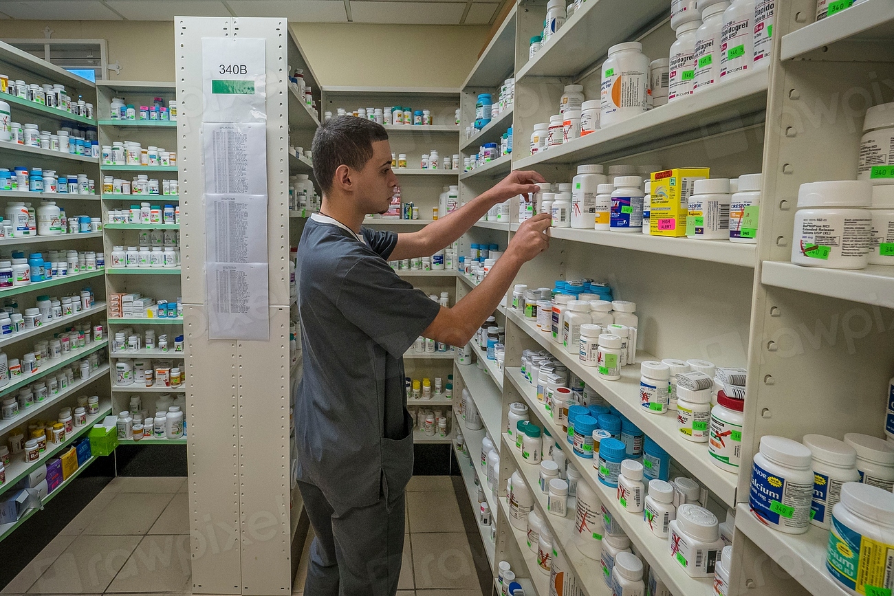 Inside Pharvest Pharmacy, a bright and welcoming community pharmacy in Lexington, South Carolina